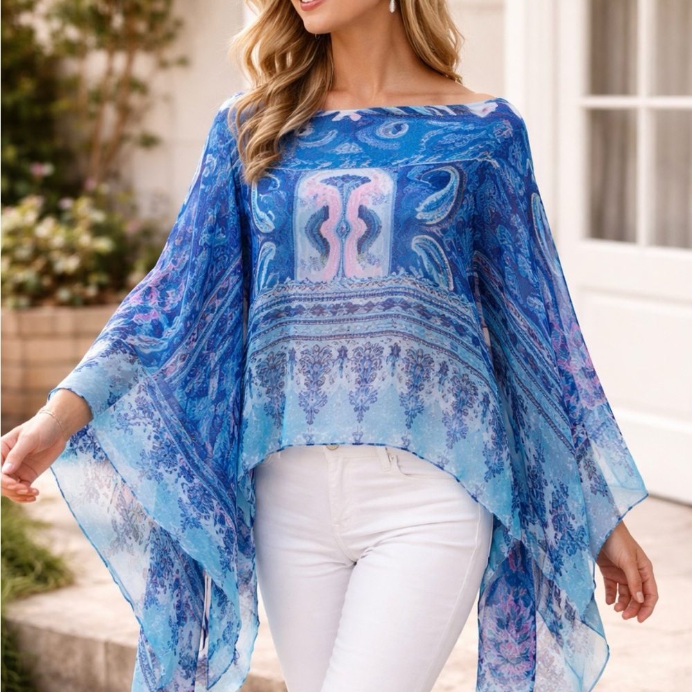 NWT - Women’s Blue Poncho Top